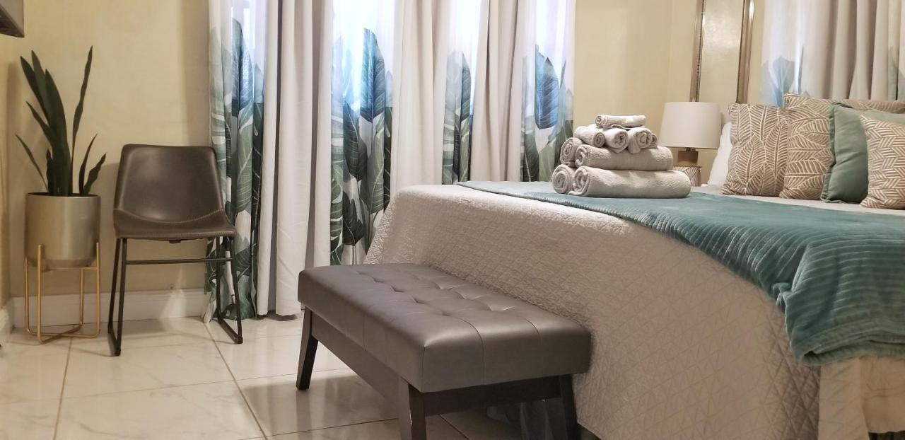 Glam 2 Bedroom Apartment Close To Nsu In Cooper City Exterior photo
